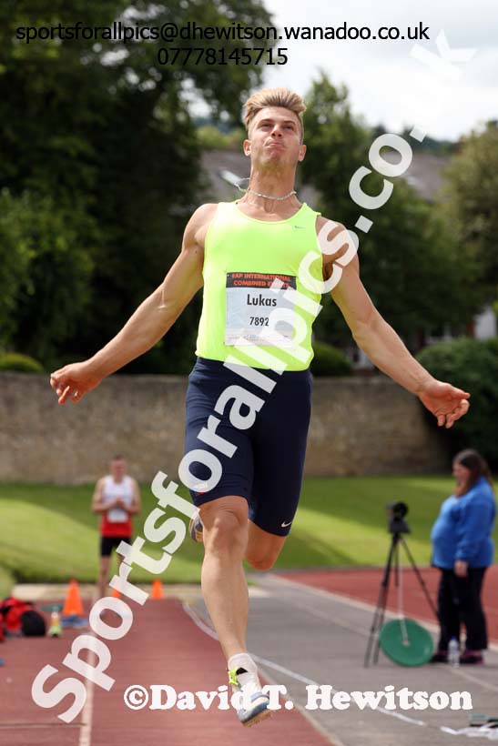 Senior mens long jump, EAP International Combined Events, Hexham Northumberland. Photo: David T. Hewitson/Sports for All Pics